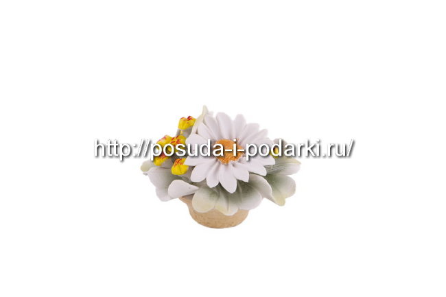 Статуэтка фарфоровая. Вазочка с цветами d-9, h-5,5 см