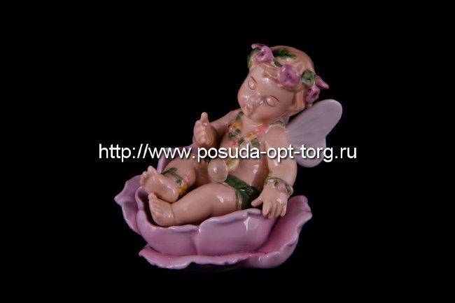 Статуэтка фарфоровая. Статуэтка Ангелочек в кувшинке спящий l-10, h-11 см